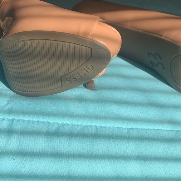 Plataform heels in a taupe peach color size 8 - Picture 4 of 4